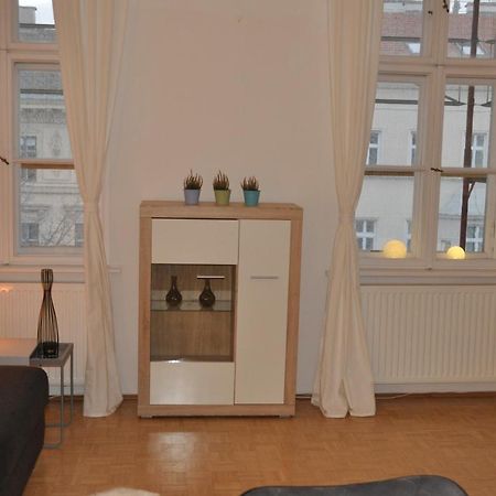 Wunderschone Altbauwohnung In Zentraler Lage Wien 외부 사진