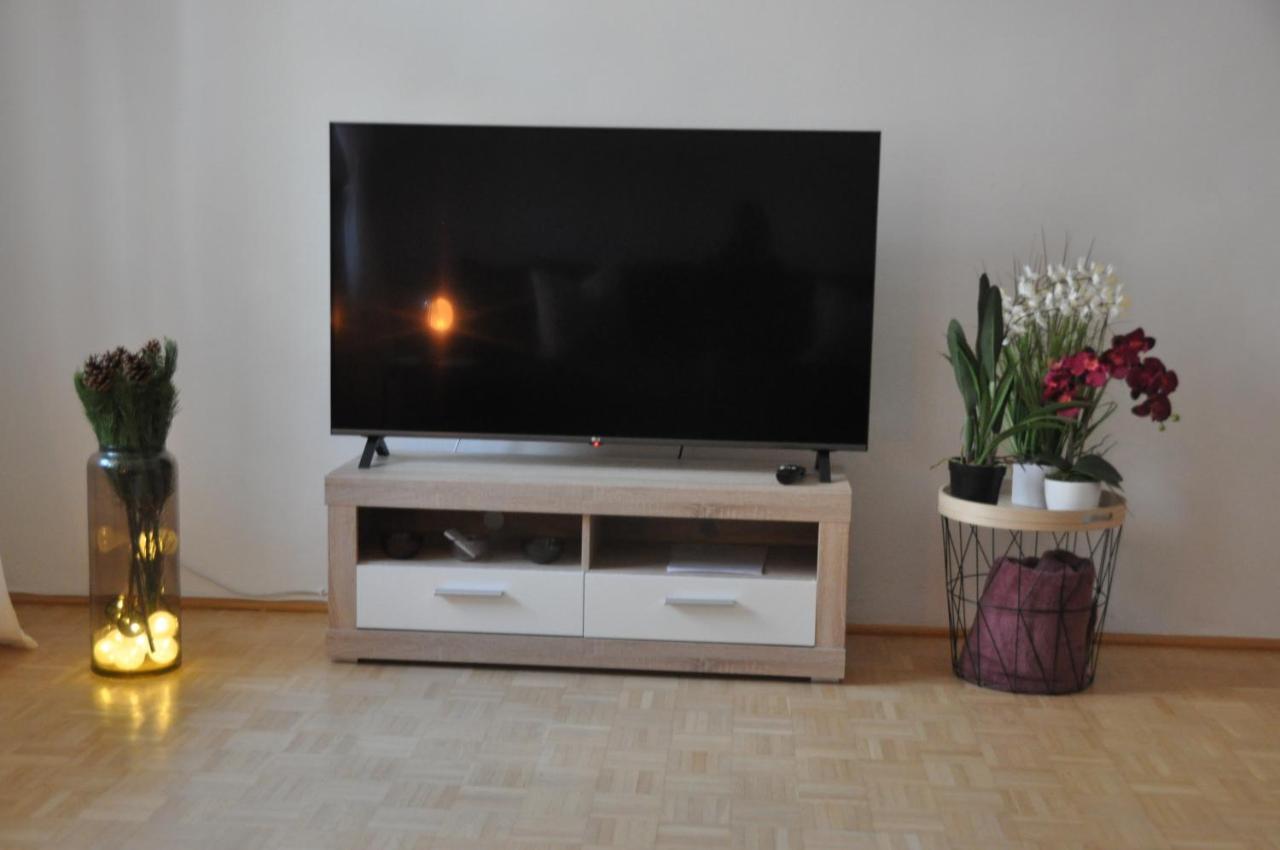 Wunderschone Altbauwohnung In Zentraler Lage Wien 외부 사진