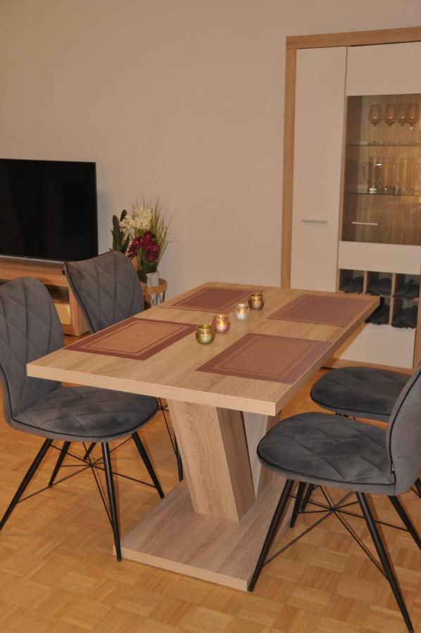 Wunderschone Altbauwohnung In Zentraler Lage Wien 외부 사진